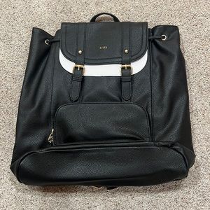 Packs Travel Camden Leather Backpack in Black